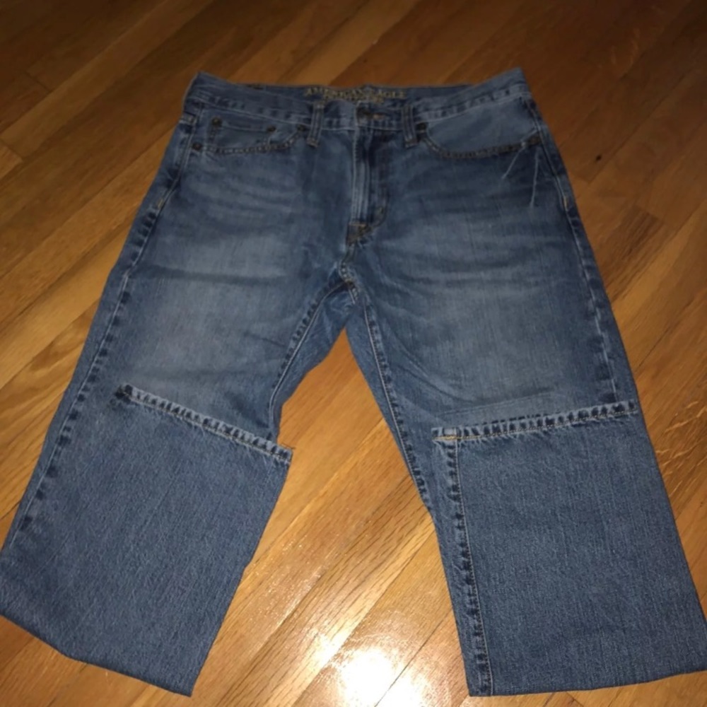 American eagle men’s relaxed  straight jeans